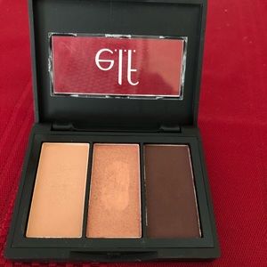 e.l.f. Rosé All Day Sculpting Silk Eyeshadow